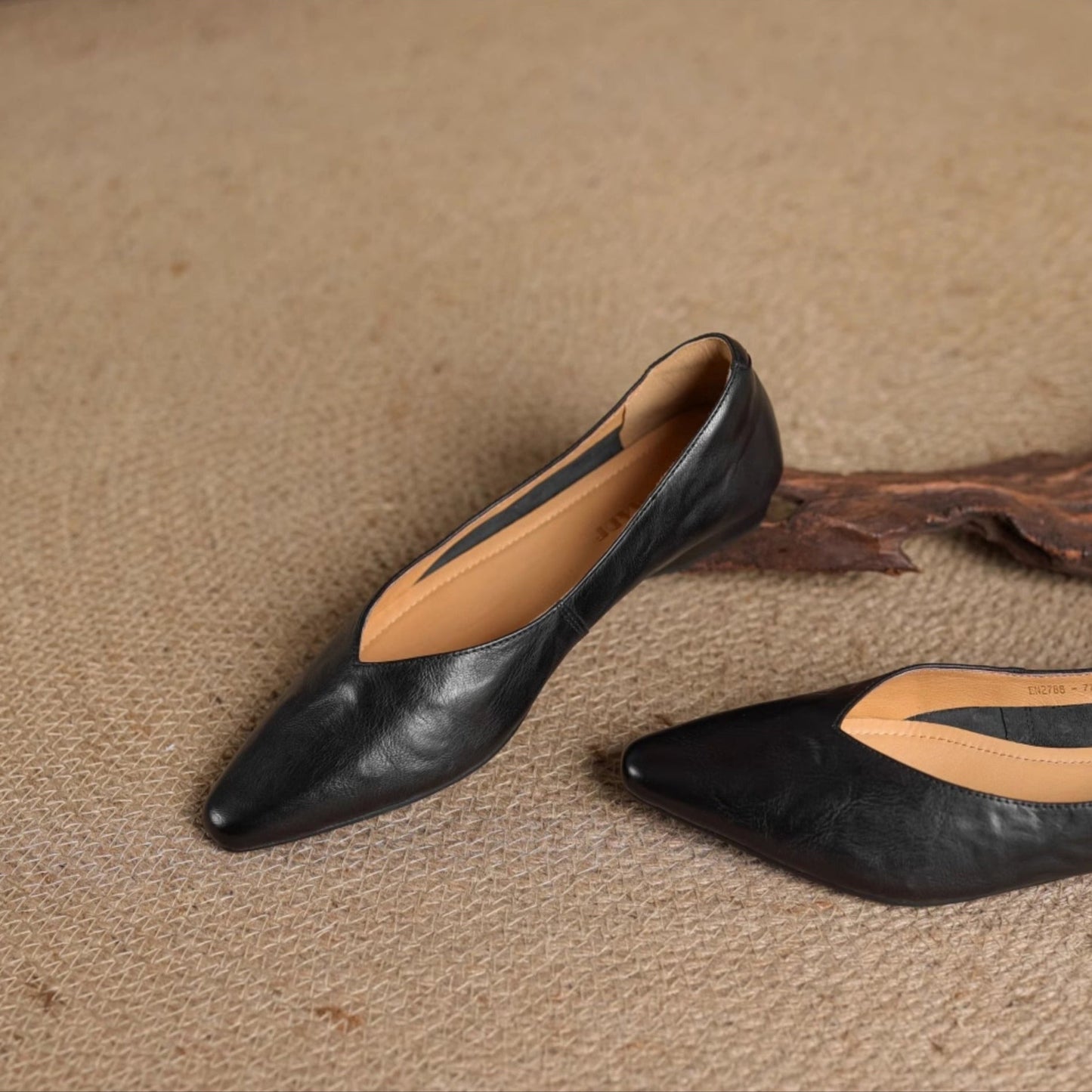 CÉLESTE | Leather Flat