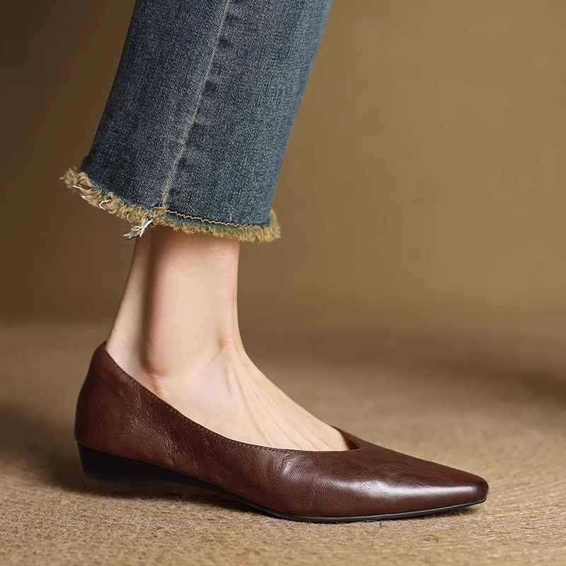 CÉLESTE | Leather Flat