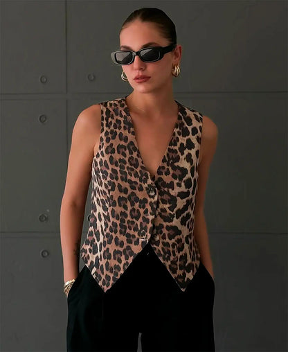 NILA | Vest